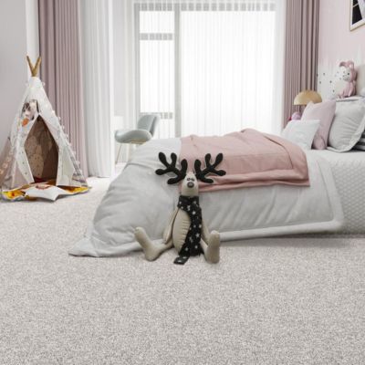 soft plush carpets in a kids bedroom with pink accents